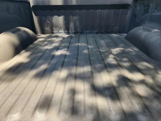 Used 2019 Black Ram Laramie image 31