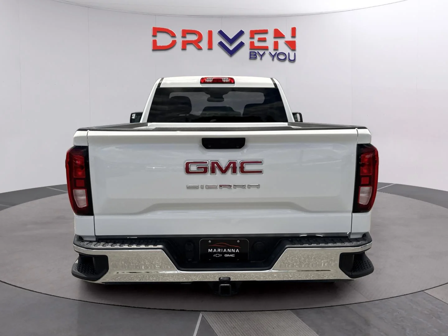 Used 2025 Summit White GMC Pro image 4