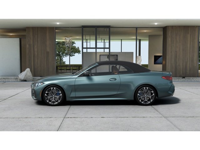 New 2027 Cape York Green Metallic BMW  image 4
