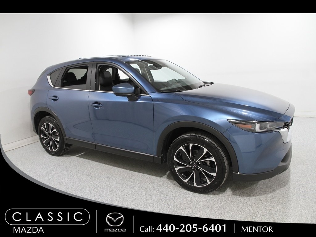 2023 Mazda CX-5 S Premium package