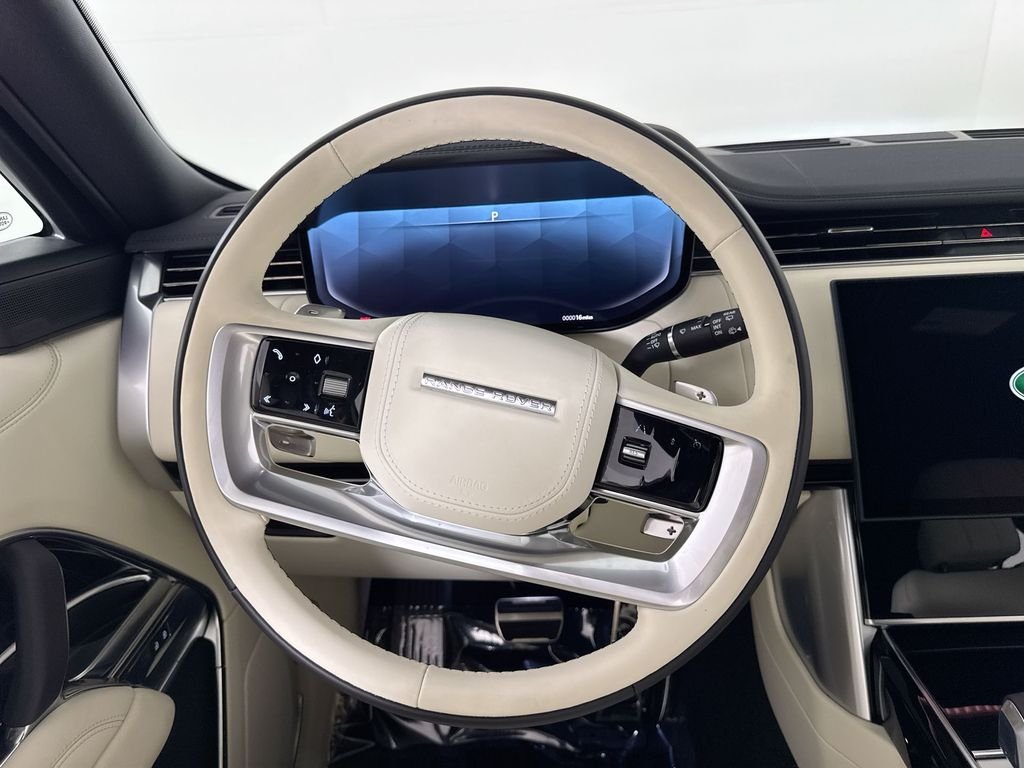 New 2026 OSTUNI PRL WHT Land Rover SE LWB image 14