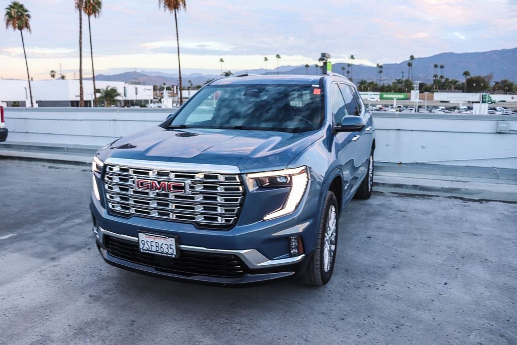 Used 2025 Downpour Metallic GMC Denali image 4