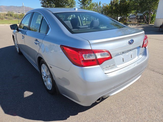 Used 2015 Ice Silver Metallic Subaru 2.5i Premium image 5