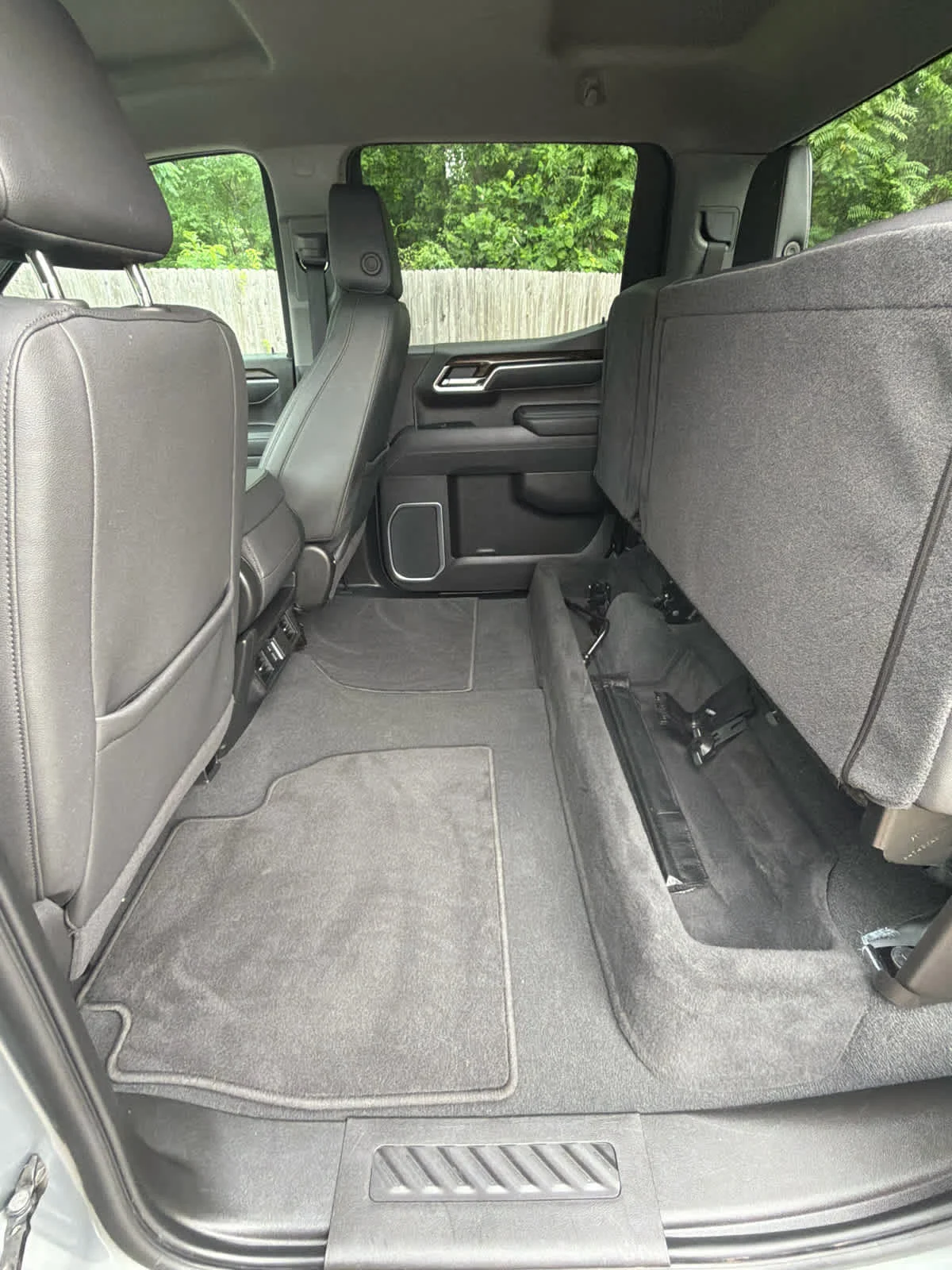 Used 2025 Sterling Metallic GMC SLT image 16