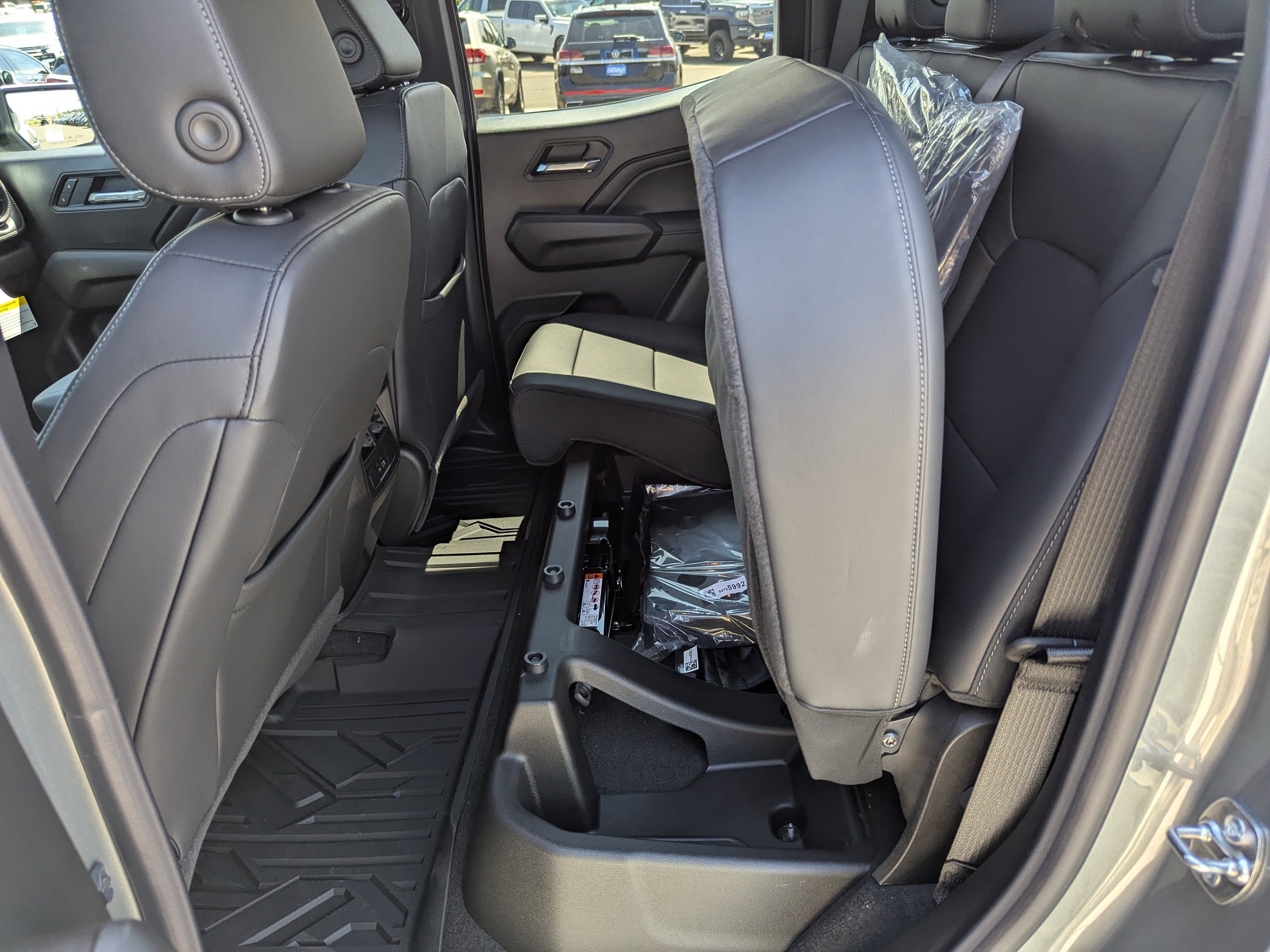 New 2026 Sterling Gray Metallic Chevrolet LT image 33