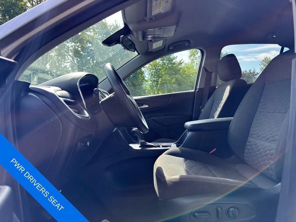 Used 2018 Silver Chevrolet LT image 2