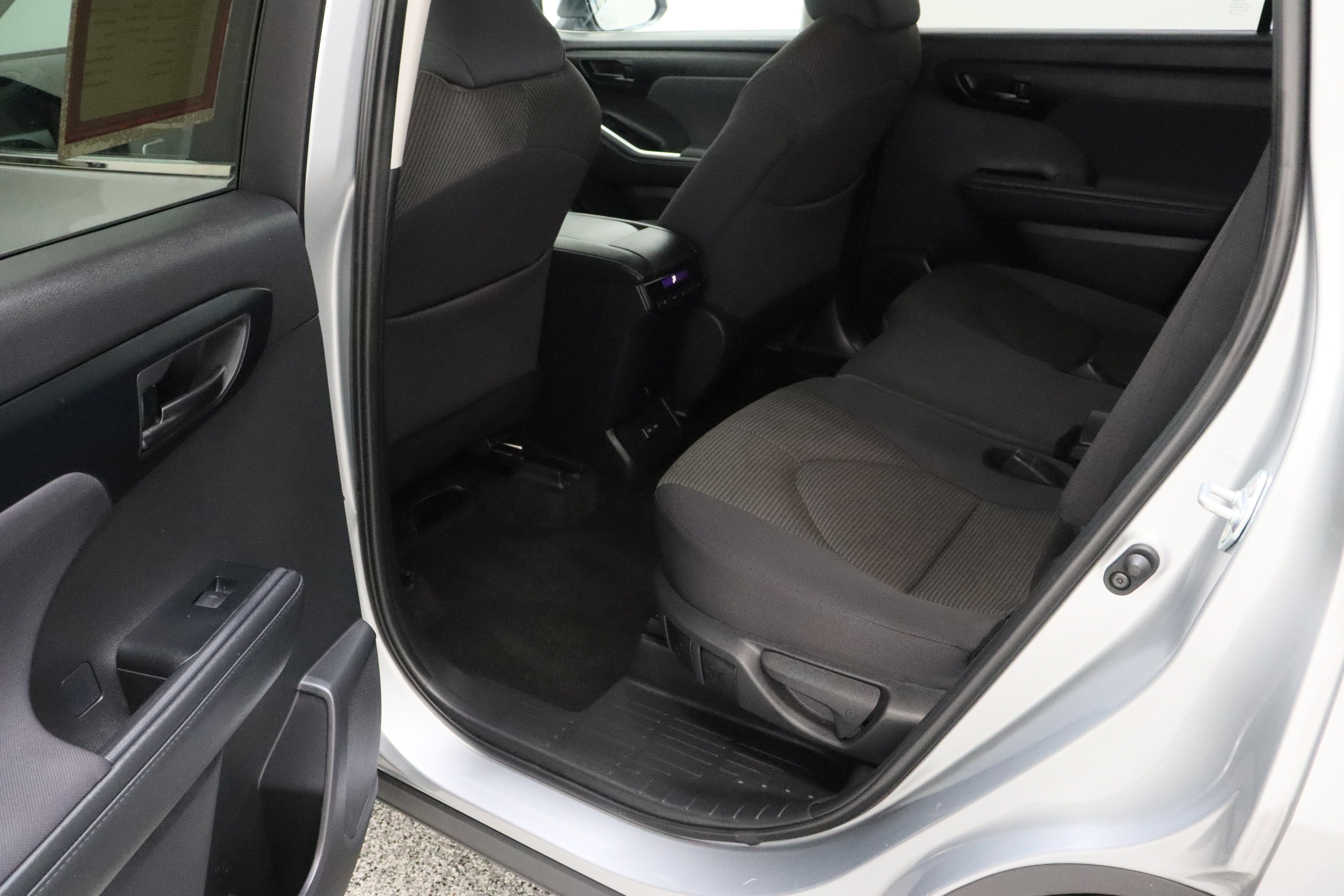 Certified Used 2025 Celestial Silver Metallic Toyota LE 2.4T image 27