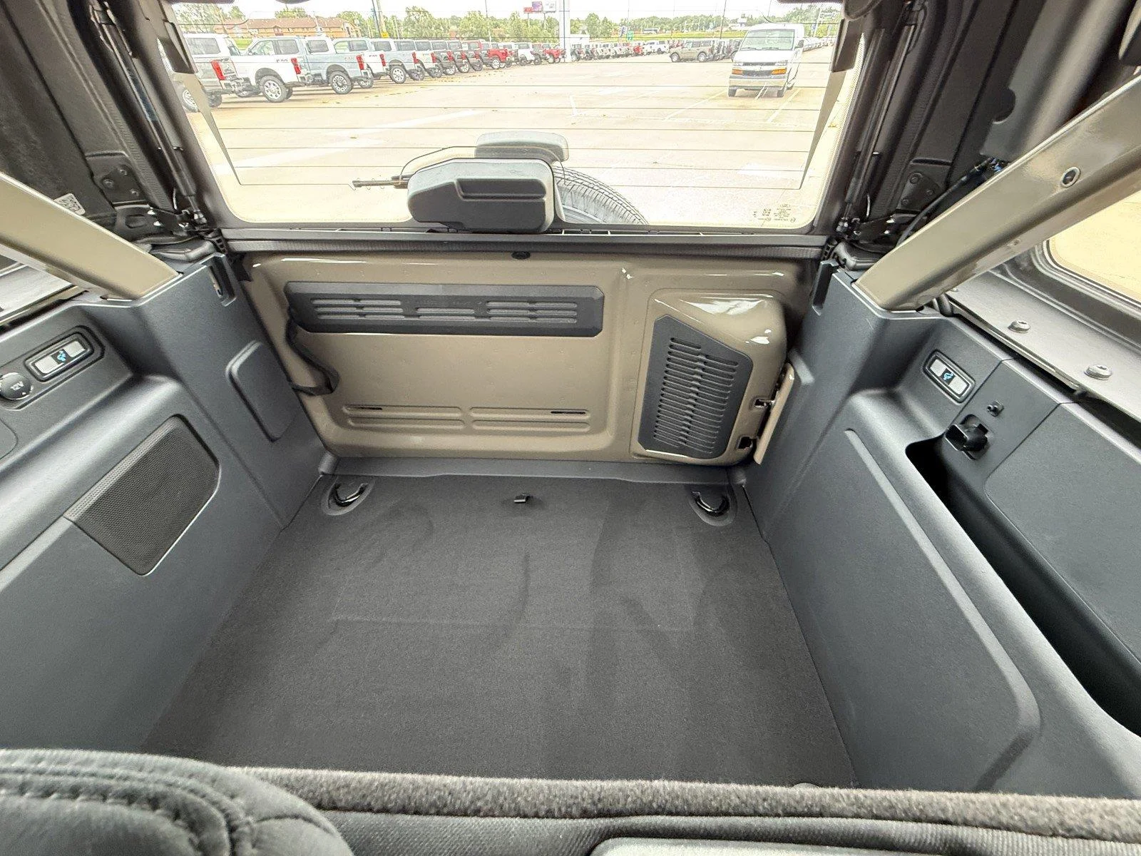 New 2026 Marsh Gray Ford Base image 23