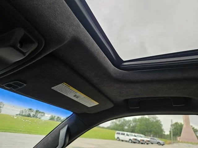 Used 2016 BLACK RAVEN Cadillac Platinum image 21