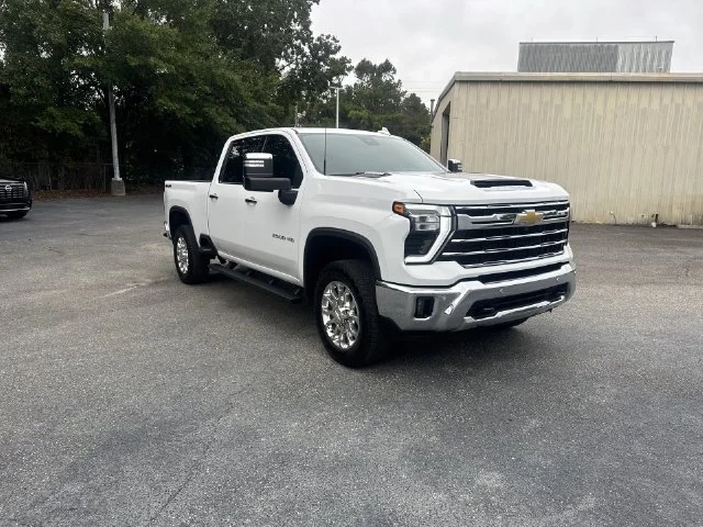 Used 2024 White Chevrolet LTZ image 3