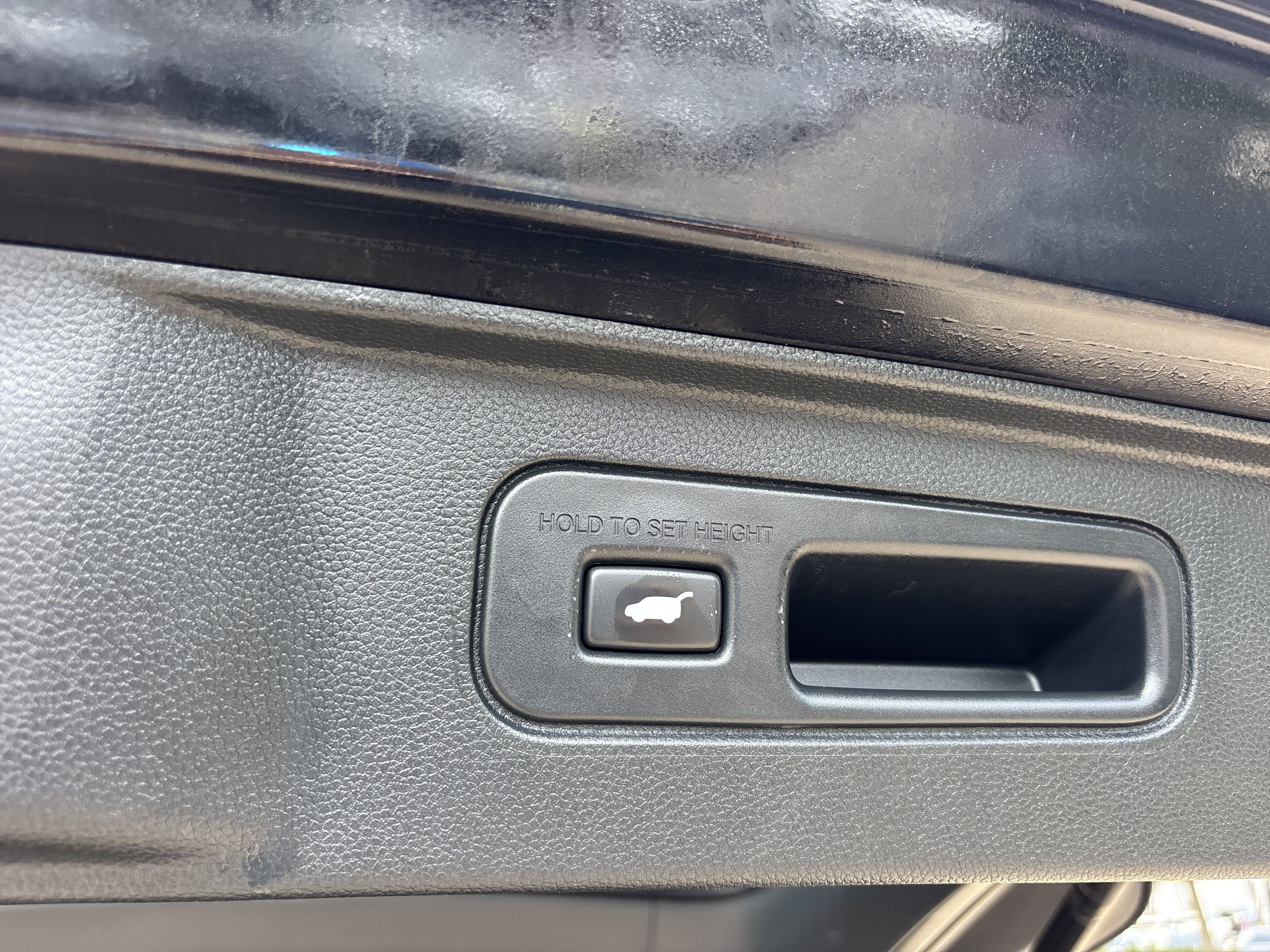 Used 2024 Crystal Black Pearl Honda Touring image 8
