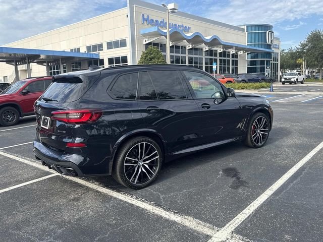 Used 2022 Black BMW sDrive40i image 4