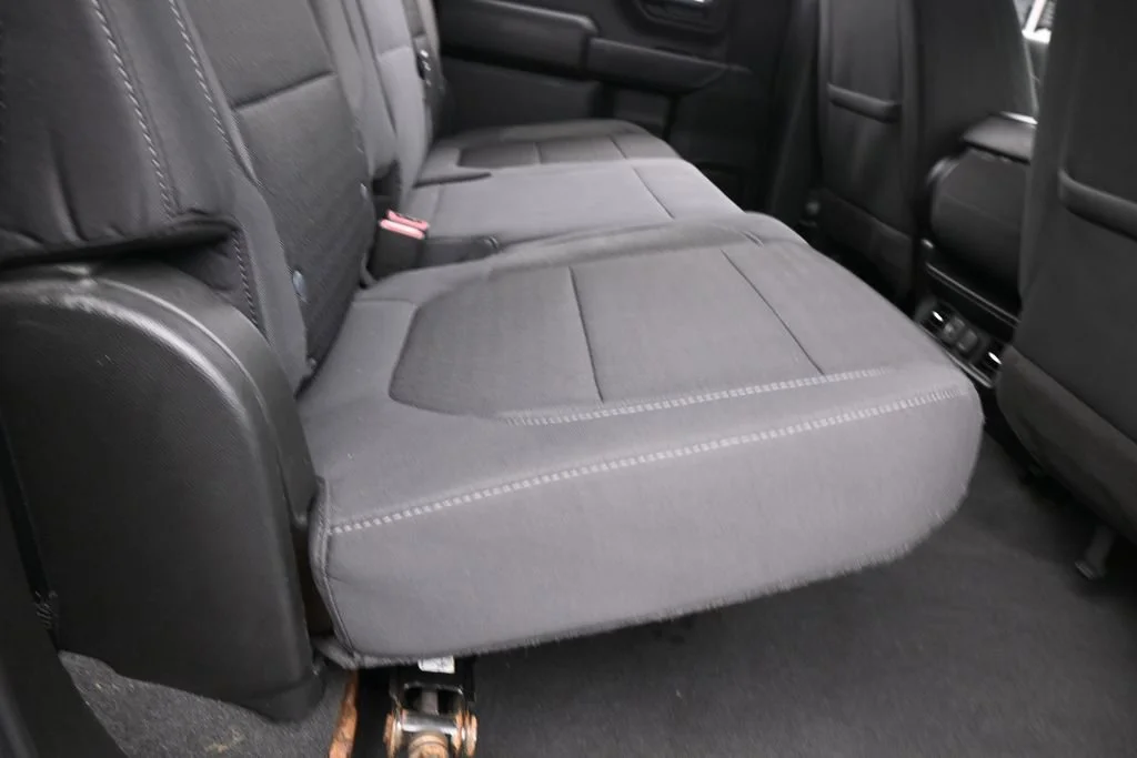 Used 2022 Summit White Chevrolet LT image 35