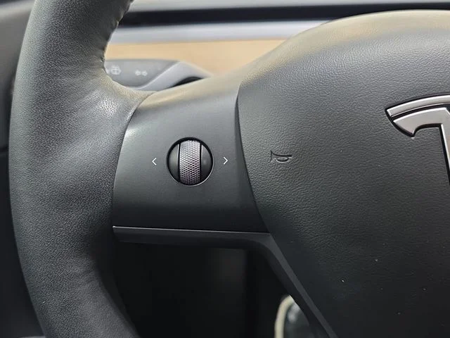 Used 2021 Black Tesla Long Range image 16