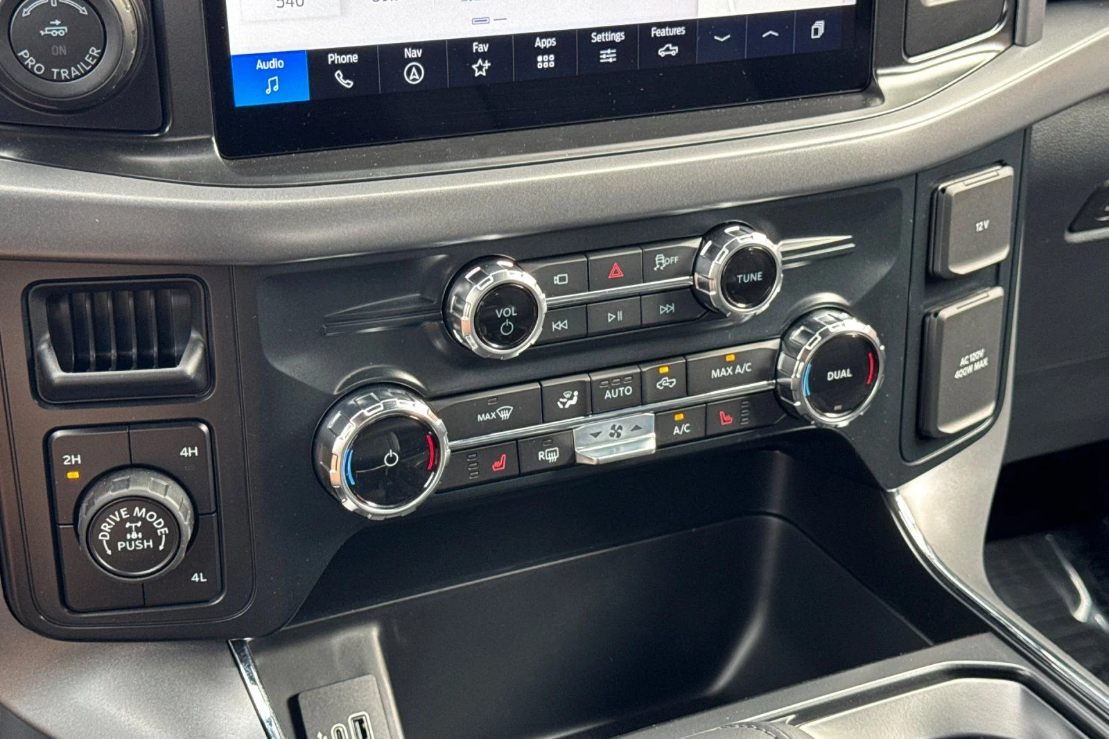 New 2026 White Ford XLT image 22