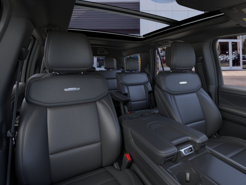 New 2026 Oxford White Ford Platinum image 11