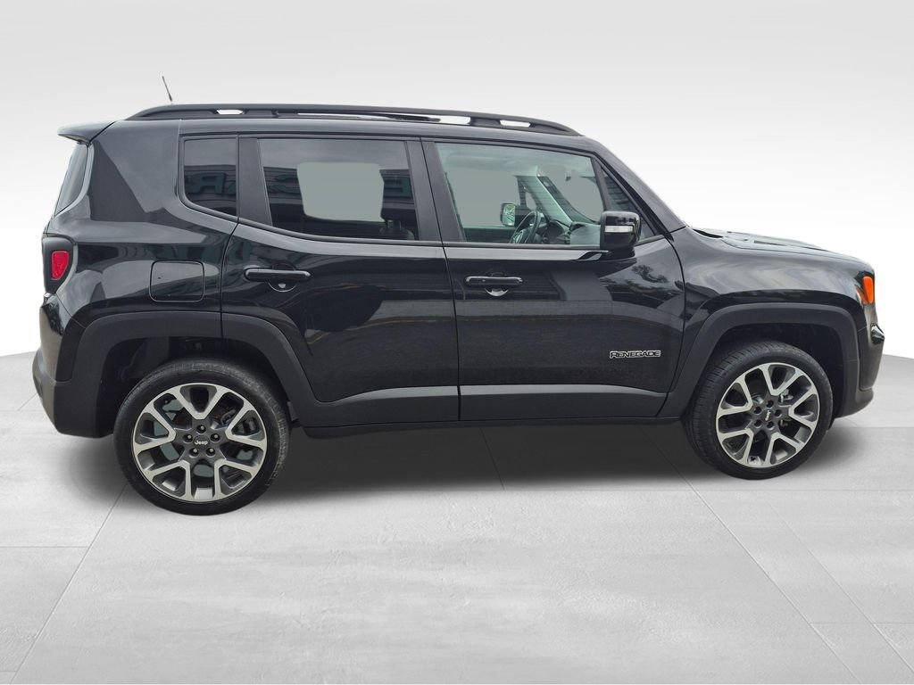 Used 2022 Black Jeep Limited image 10