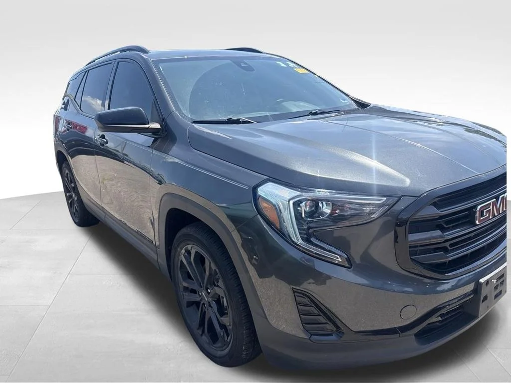 Used 2021 Gray GMC SLE image 18