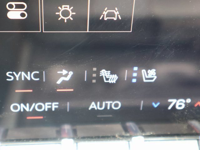 2026 GMC Acadia AT4 - Photo 27