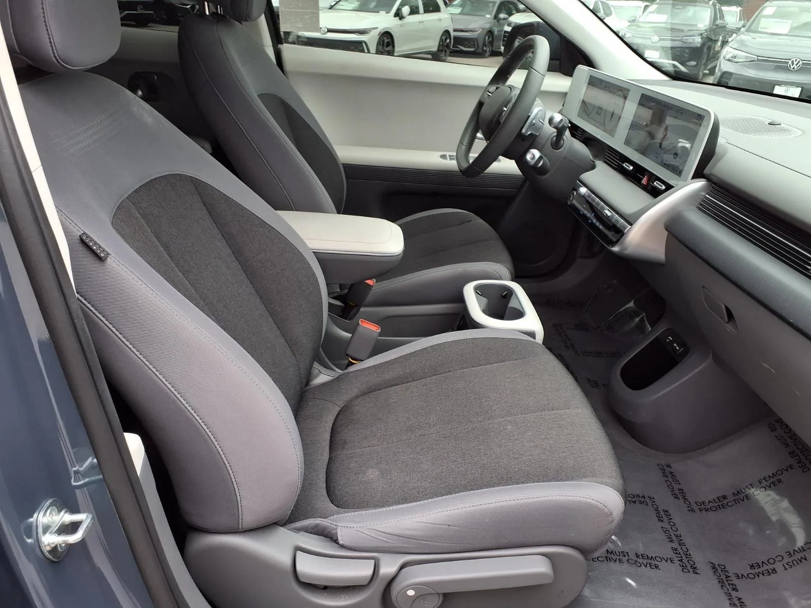 Used 2024 Green Hyundai SE image 24