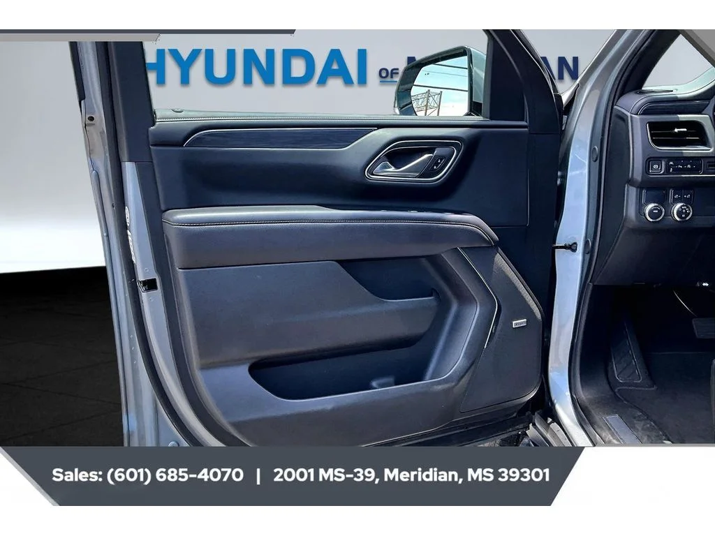 Used 2024 STERLING METALLIC GMC SLT image 17