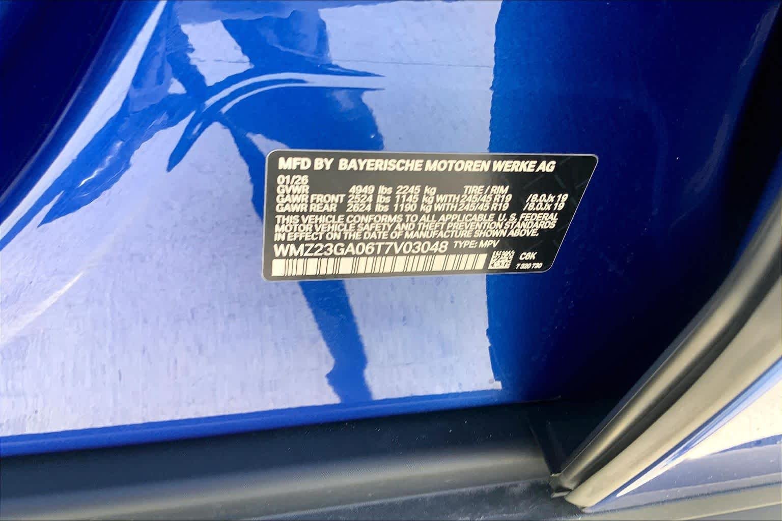 New 2026 Blazing Blue Metallic MINI Signature Plus image 18