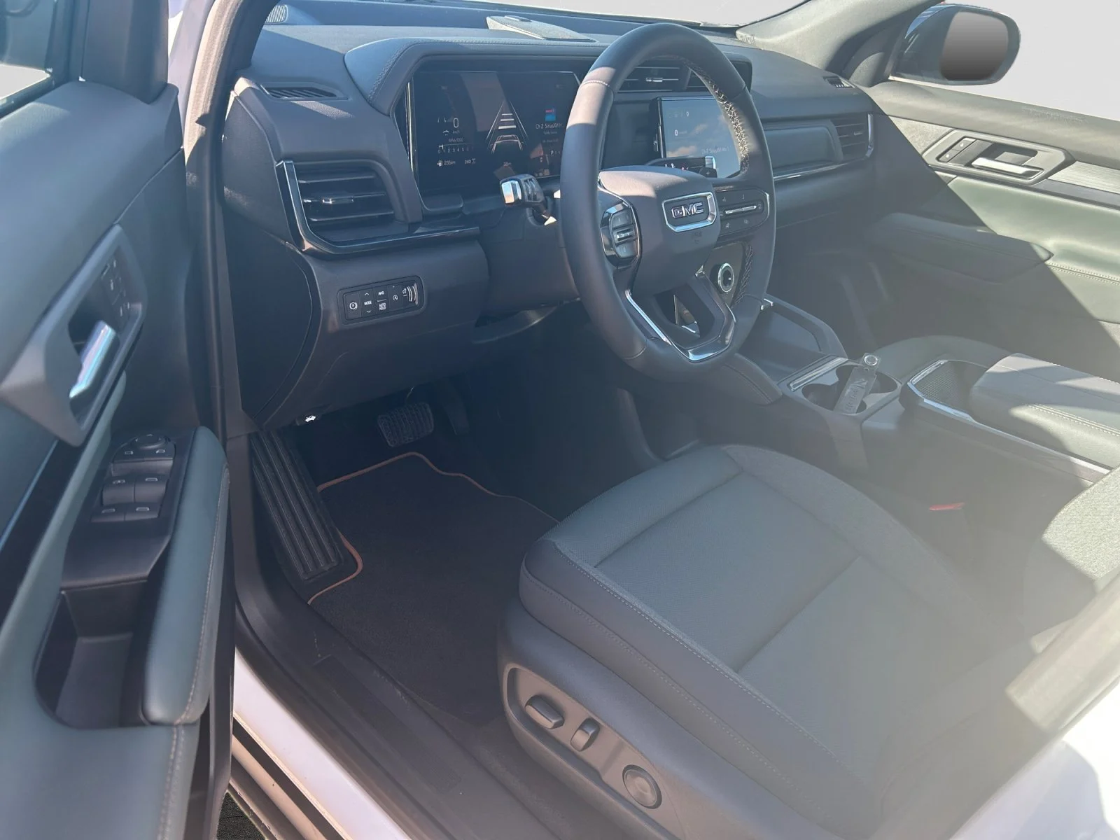 New 2027 Summit White GMC AWD AT4 image 13
