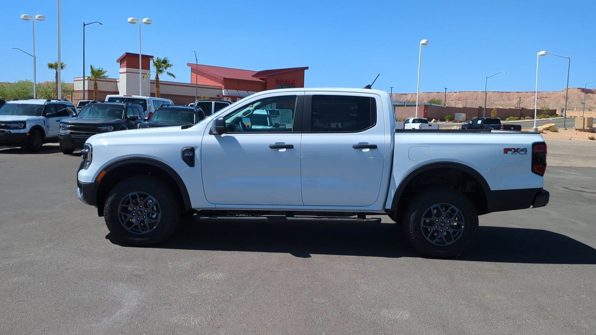 New 2026 Oxford White Ford XLT image 6