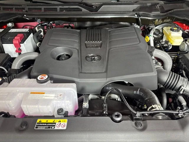 New 2026 Supersonic Red <sup>1</sup> Toyota  SR5 image 8