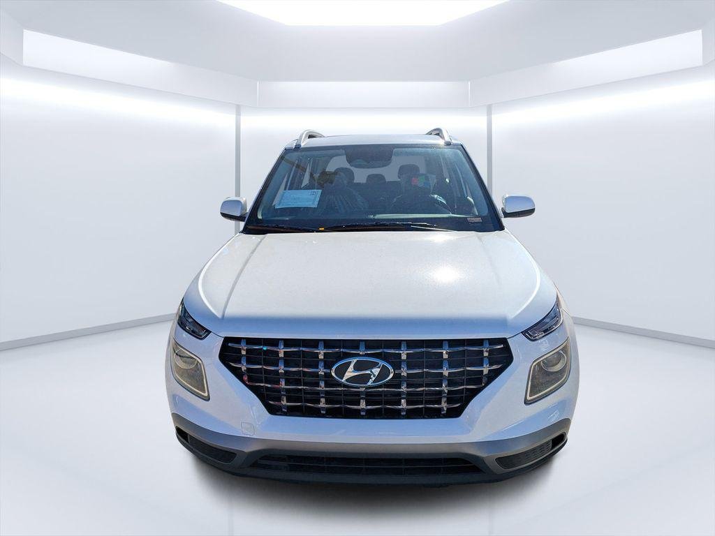 New 2026 White Hyundai SEL image 8