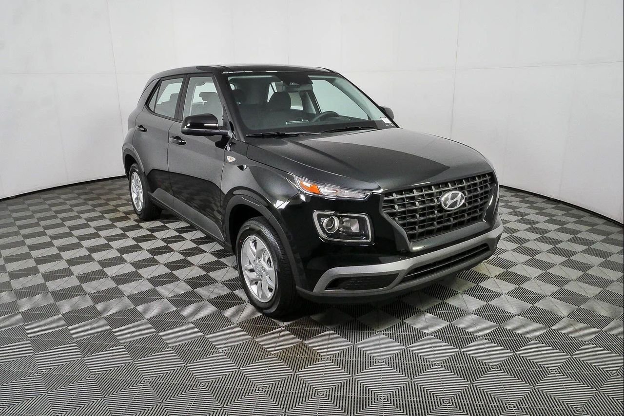 New 2026 Onyx Black Hyundai SE image 36