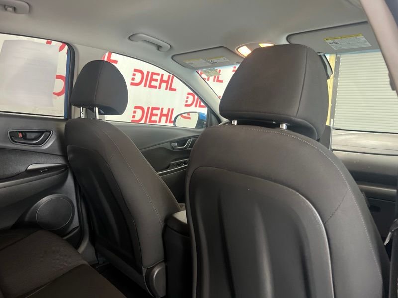 Certified Used 2022 Blue Hyundai SEL image 11