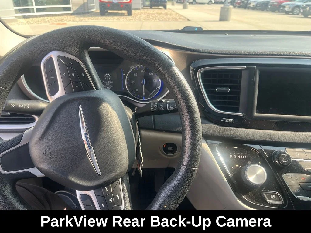 Used 2020 Black Chrysler LXI image 8