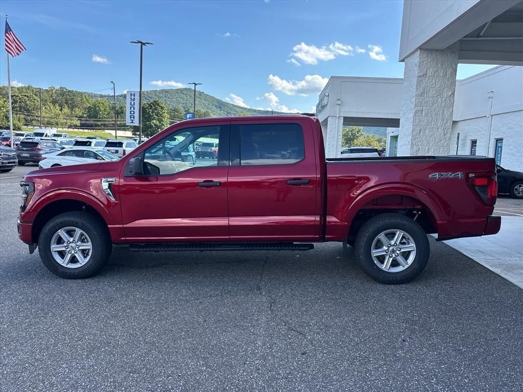 New 2026 Ruby Red Metallic Tinted Clearcoat Ford XLT image 24