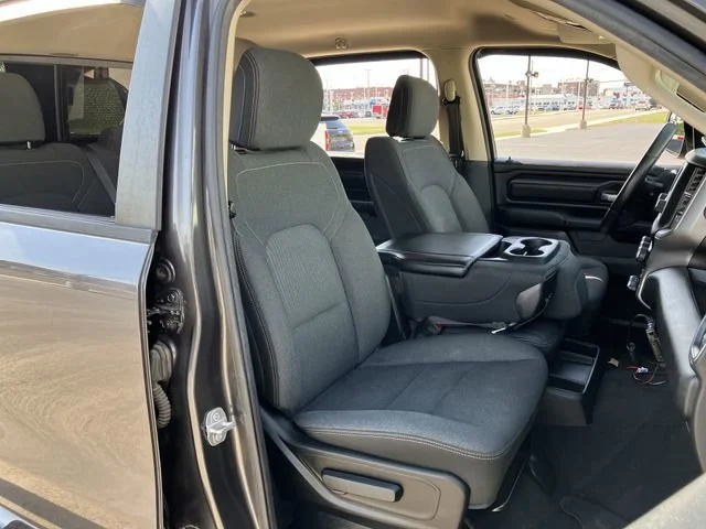 2019 RAM Ram 1500 Pickup Tradesman - Photo 25