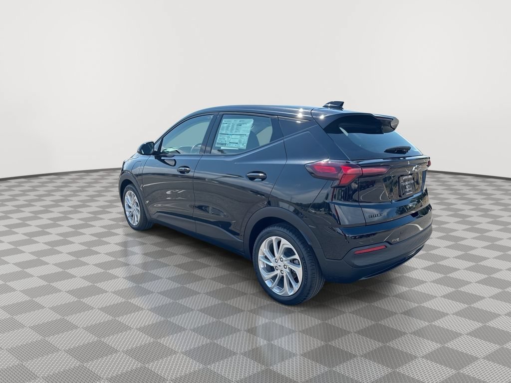 2027 Chevrolet Bolt LT - Photo 6