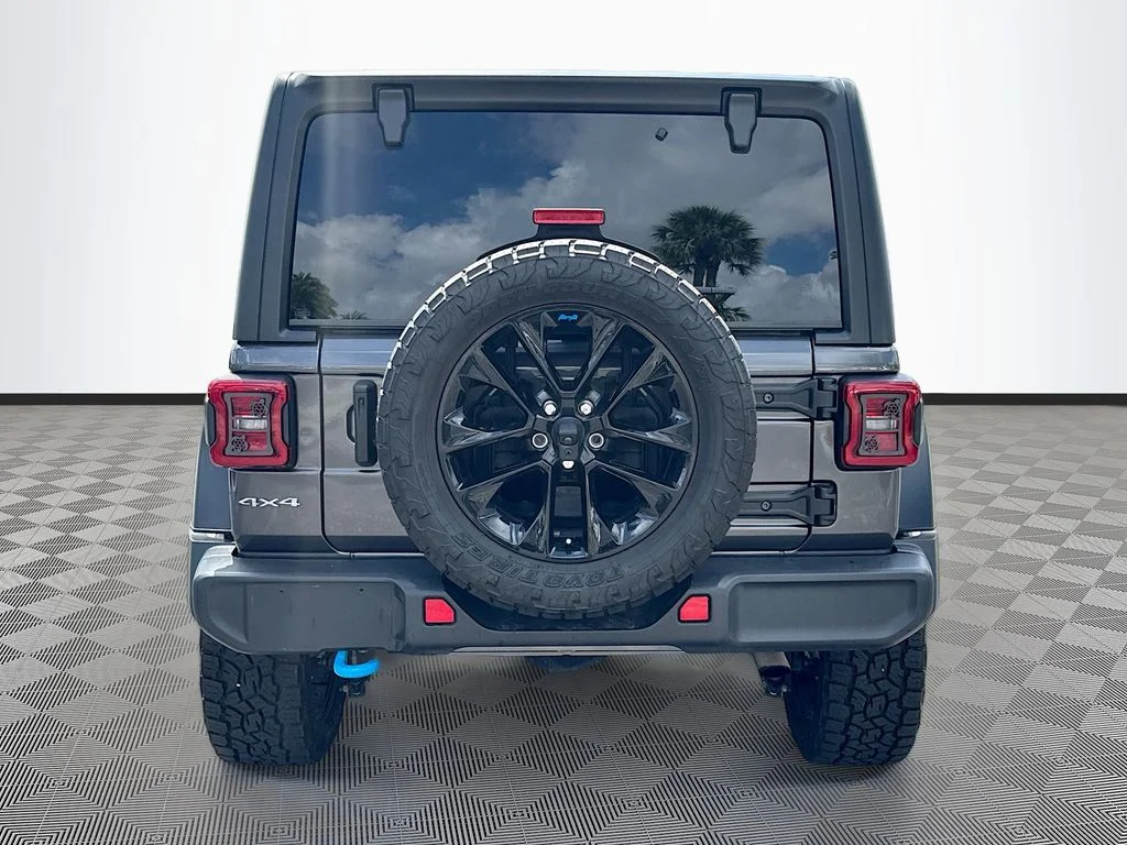 Used 2022 Gray Jeep Unlimited Sahara 4xe image 7