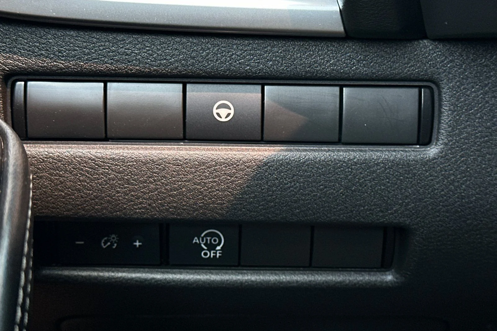 2023 Nissan Rogue SV - Photo 36