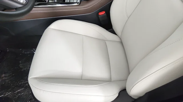 2025 Mazda CX-30 Turbo Premium Plus - Photo 13