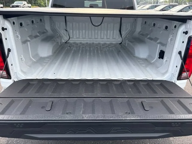 Used 2025 Summit White Chevrolet Z71 image 28