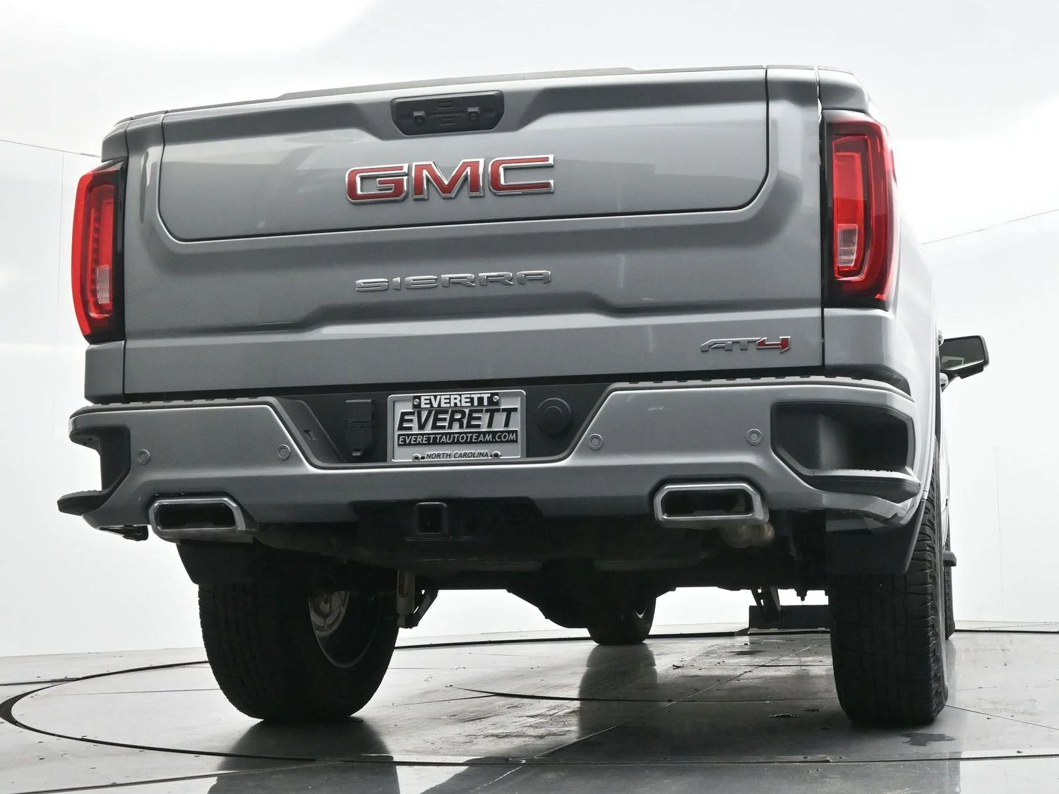 Used 2024 Sterling Metallic GMC AT4 image 51