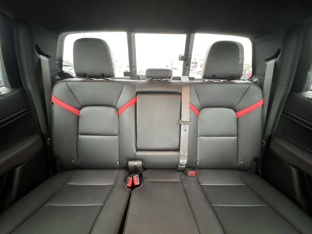 Used 2025 Orange Chevrolet Z71 image 22