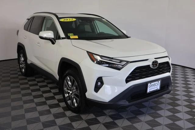 2022 Toyota RAV4 XLE Premium