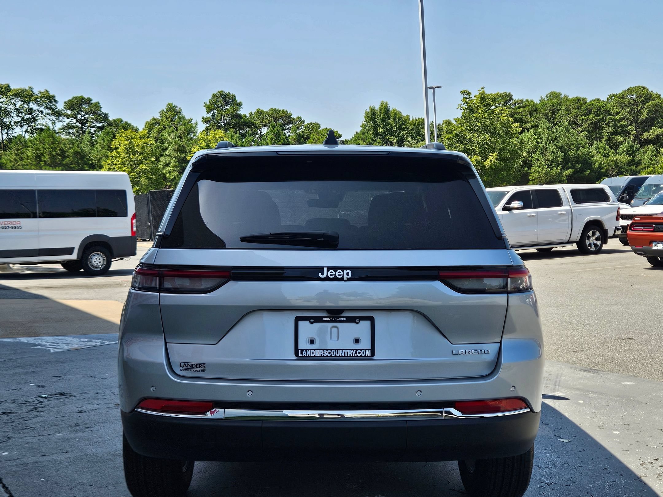 New 2026 Silver Zynith Jeep Laredo image 6