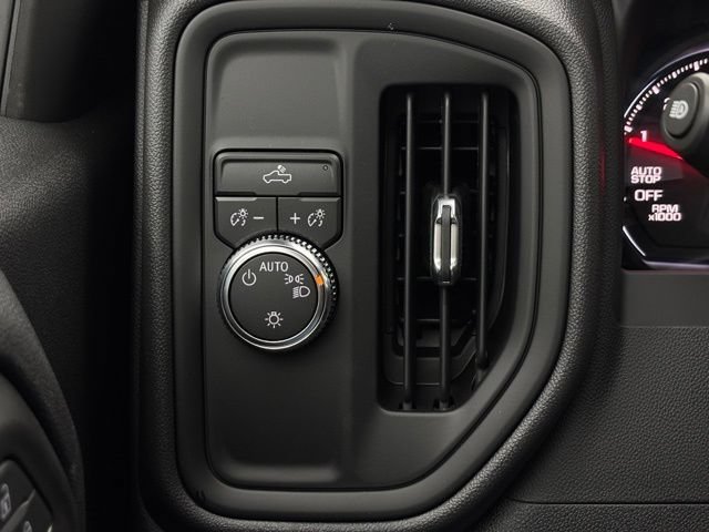 New 2026 Summit White GMC Pro image 20