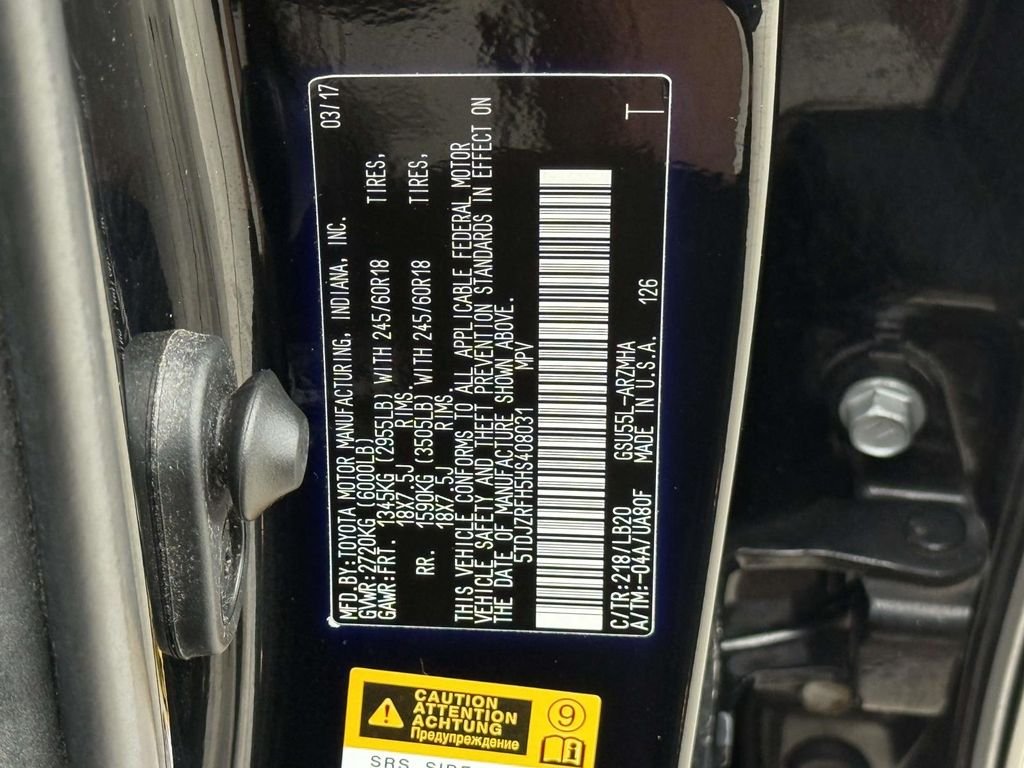Used 2017 Black Toyota XLE image 34
