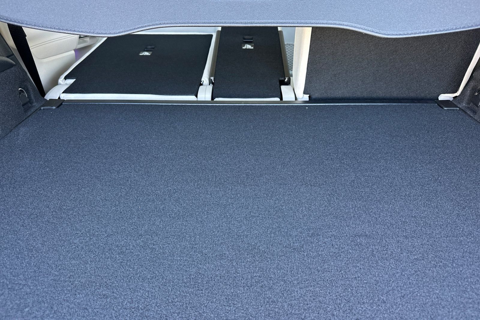 New 2026 Silver Mercedes-Benz GLB 250 image 15