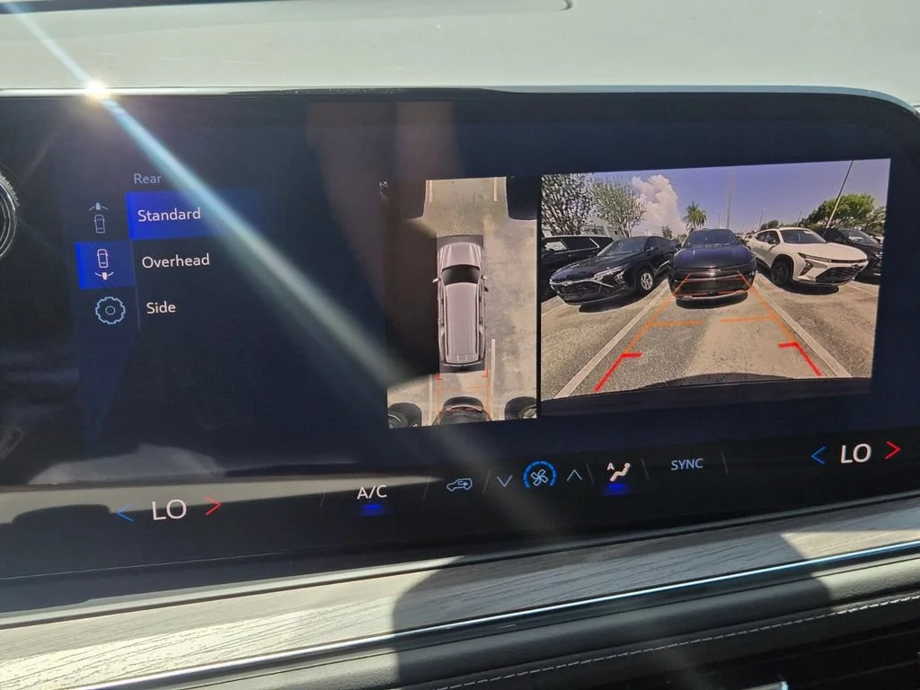 2026 Chevrolet Suburban LS - Photo 15