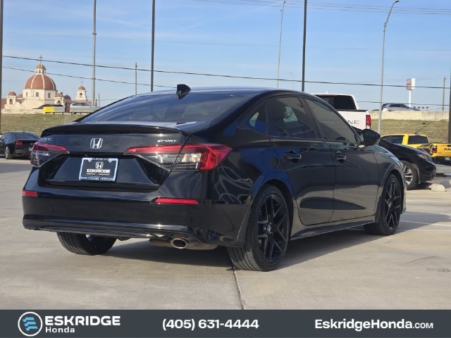 Used 2023  Honda Sport image 7