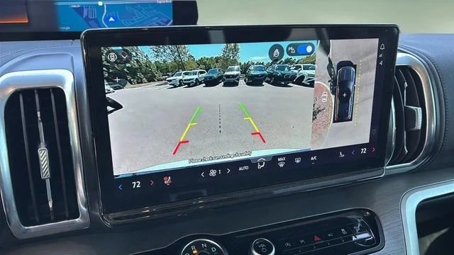 Used 2025  Ford Platinum image 27